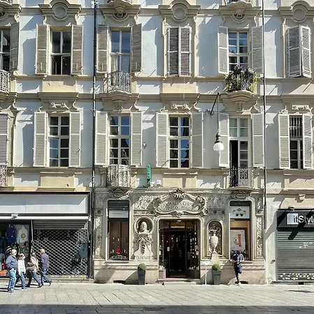 Garibaldi - Centro Storico Quadrilatero